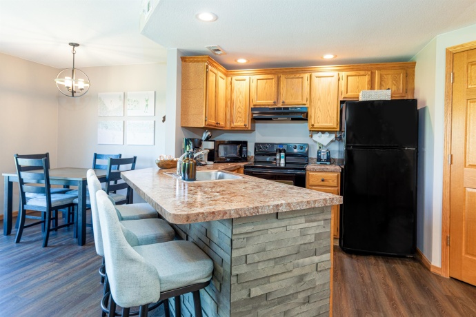 26 Poplar Rdige Dr, GALENA, Illinois 61036, 1 Bedroom Bedrooms, ,2 BathroomsBathrooms,Condominium,For Sale,Poplar Rdige Dr,202601455