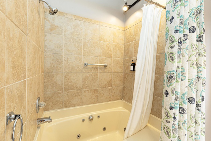 26 Poplar Rdige Dr, GALENA, Illinois 61036, 1 Bedroom Bedrooms, ,2 BathroomsBathrooms,Condominium,For Sale,Poplar Rdige Dr,202601455