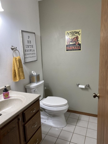 676 Sioux, FREEPORT, Illinois 61032, 4 Bedrooms Bedrooms, ,2 BathroomsBathrooms,House,For Sale,Sioux,202601457