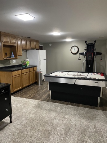 676 Sioux, FREEPORT, Illinois 61032, 4 Bedrooms Bedrooms, ,2 BathroomsBathrooms,House,For Sale,Sioux,202601457