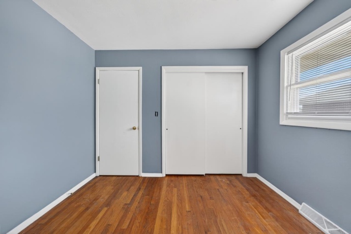 5870 GARRETT, ROCKFORD, Illinois 61107, ,2 Units,For Sale,GARRETT,202601458