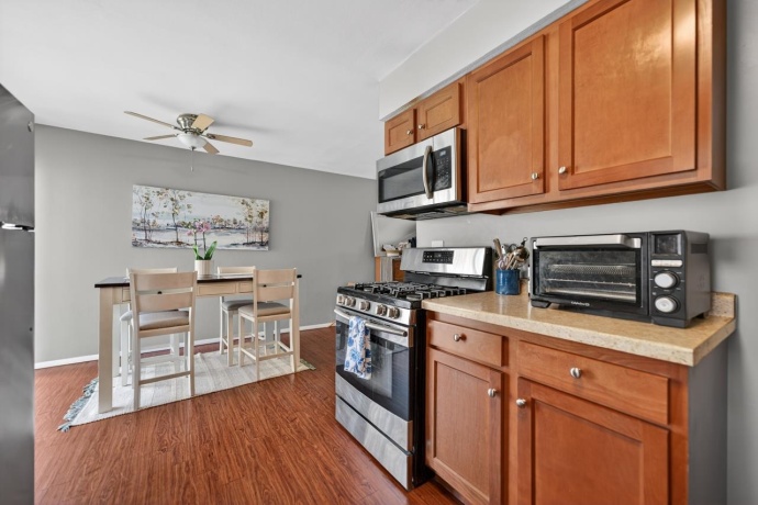 5870 GARRETT, ROCKFORD, Illinois 61107, ,2 Units,For Sale,GARRETT,202601458