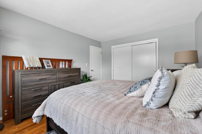 5870 GARRETT, ROCKFORD, Illinois 61107, ,2 Units,For Sale,GARRETT,202601458