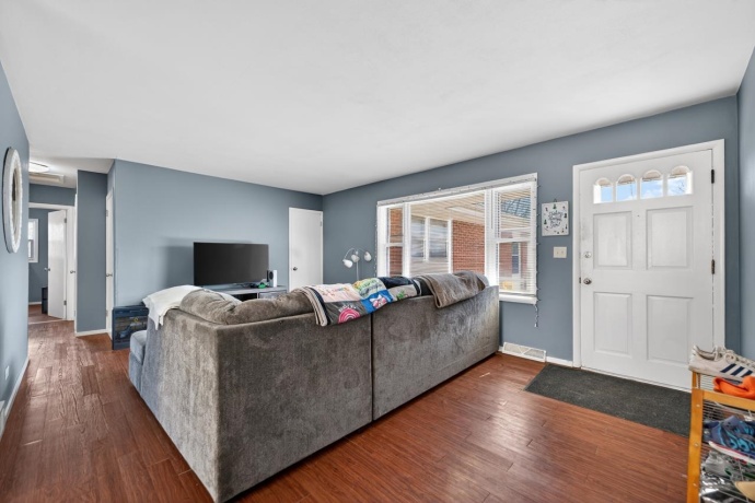 5870 GARRETT, ROCKFORD, Illinois 61107, ,2 Units,For Sale,GARRETT,202601458