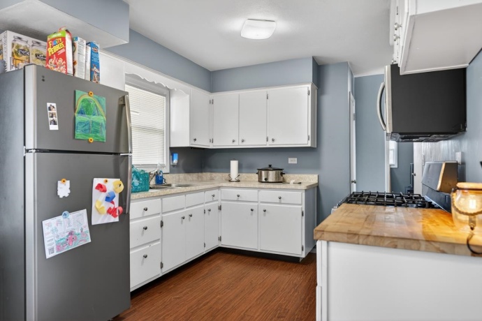 5870 GARRETT, ROCKFORD, Illinois 61107, ,2 Units,For Sale,GARRETT,202601458