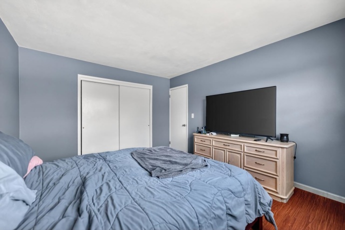 5870 GARRETT, ROCKFORD, Illinois 61107, ,2 Units,For Sale,GARRETT,202601458