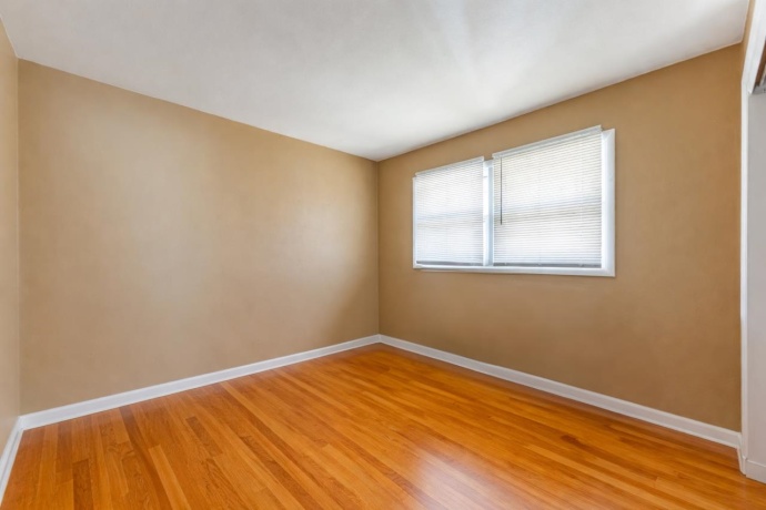 5870 GARRETT, ROCKFORD, Illinois 61107, ,2 Units,For Sale,GARRETT,202601458