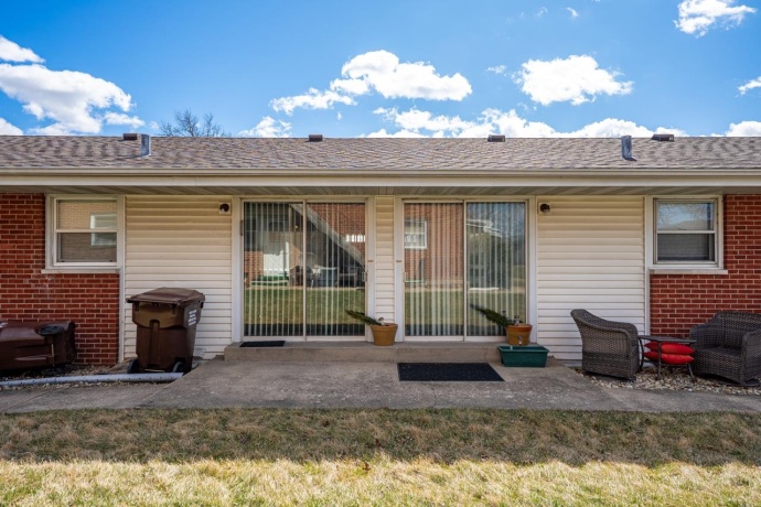 5870 GARRETT, ROCKFORD, Illinois 61107, ,2 Units,For Sale,GARRETT,202601458