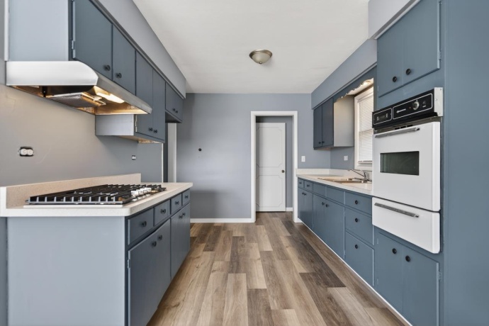 5870 GARRETT, ROCKFORD, Illinois 61107, ,2 Units,For Sale,GARRETT,202601458