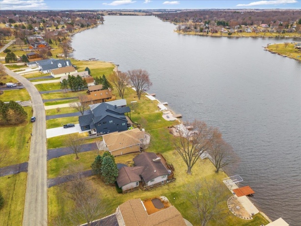 840 Breckenboro, LAKE SUMMERSET, Illinois 61019, 4 Bedrooms Bedrooms, ,3 BathroomsBathrooms,House,For Sale,Breckenboro,202601461