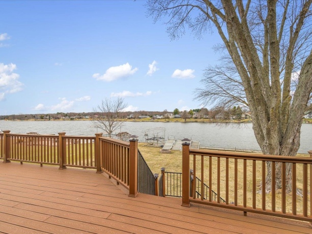 840 Breckenboro, LAKE SUMMERSET, Illinois 61019, 4 Bedrooms Bedrooms, ,3 BathroomsBathrooms,House,For Sale,Breckenboro,202601461