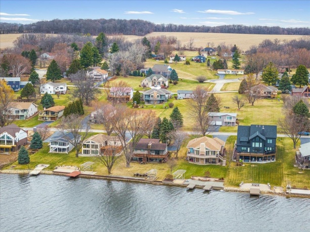 840 Breckenboro, LAKE SUMMERSET, Illinois 61019, 4 Bedrooms Bedrooms, ,3 BathroomsBathrooms,House,For Sale,Breckenboro,202601461