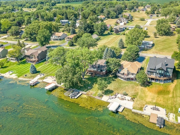 840 Breckenboro, LAKE SUMMERSET, Illinois 61019, 4 Bedrooms Bedrooms, ,3 BathroomsBathrooms,House,For Sale,Breckenboro,202601461