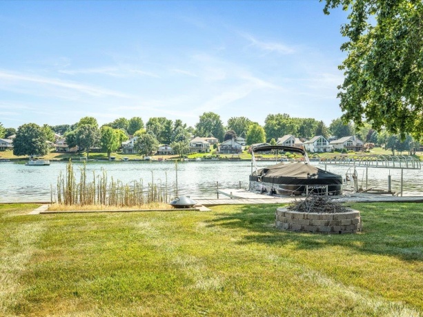 840 Breckenboro, LAKE SUMMERSET, Illinois 61019, 4 Bedrooms Bedrooms, ,3 BathroomsBathrooms,House,For Sale,Breckenboro,202601461
