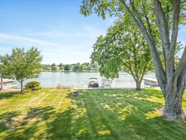 840 Breckenboro, LAKE SUMMERSET, Illinois 61019, 4 Bedrooms Bedrooms, ,3 BathroomsBathrooms,House,For Sale,Breckenboro,202601461