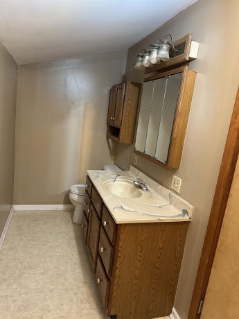 804 4th, SAVANNA, Illinois 61074, 2 Bedrooms Bedrooms, ,2 BathroomsBathrooms,House,For Sale,4th,202601462