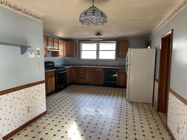 804 4th, SAVANNA, Illinois 61074, 2 Bedrooms Bedrooms, ,2 BathroomsBathrooms,House,For Sale,4th,202601462