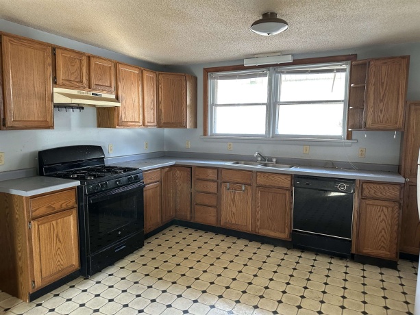 804 4th, SAVANNA, Illinois 61074, 2 Bedrooms Bedrooms, ,2 BathroomsBathrooms,House,For Sale,4th,202601462