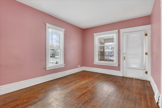 1427 Court, ROCKFORD, Illinois 61103, 3 Bedrooms Bedrooms, ,1 BathroomBathrooms,House,For Sale,Court,202601463