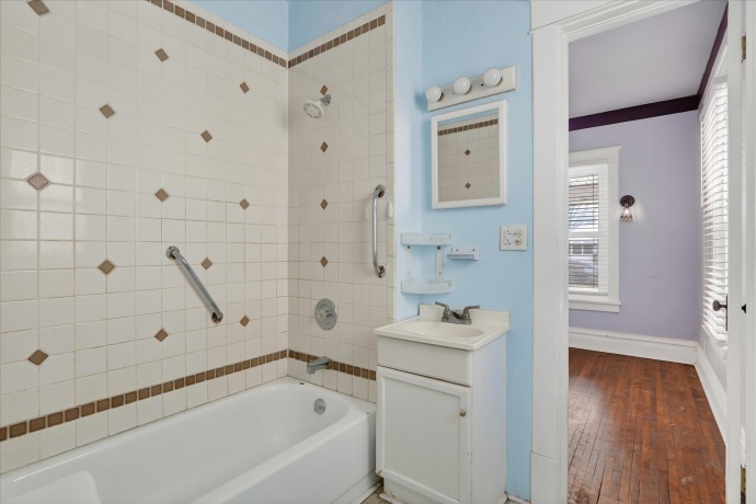 1427 Court, ROCKFORD, Illinois 61103, 3 Bedrooms Bedrooms, ,1 BathroomBathrooms,House,For Sale,Court,202601463