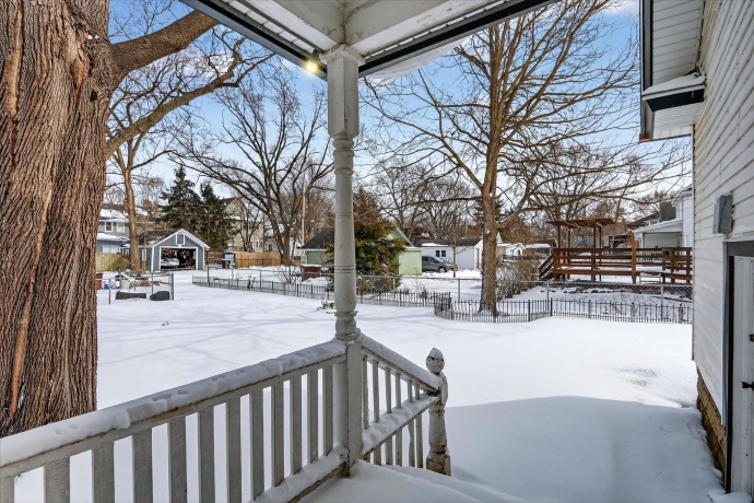 1427 Court, ROCKFORD, Illinois 61103, 3 Bedrooms Bedrooms, ,1 BathroomBathrooms,House,For Sale,Court,202601463