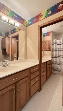 5863 Alma, ROCKFORD, Illinois 61108, 4 Bedrooms Bedrooms, ,2 BathroomsBathrooms,House,For Sale,Alma,202601464