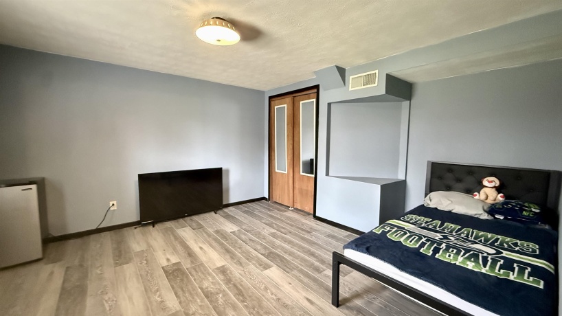 5863 Alma, ROCKFORD, Illinois 61108, 4 Bedrooms Bedrooms, ,2 BathroomsBathrooms,House,For Sale,Alma,202601464