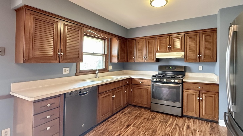 5863 Alma, ROCKFORD, Illinois 61108, 4 Bedrooms Bedrooms, ,2 BathroomsBathrooms,House,For Sale,Alma,202601464