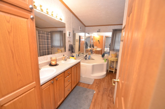 5634 Buttercup, MACHESNEY PARK, Illinois 61115, 3 Bedrooms Bedrooms, ,2 BathroomsBathrooms,House,For Sale,Buttercup,202601466