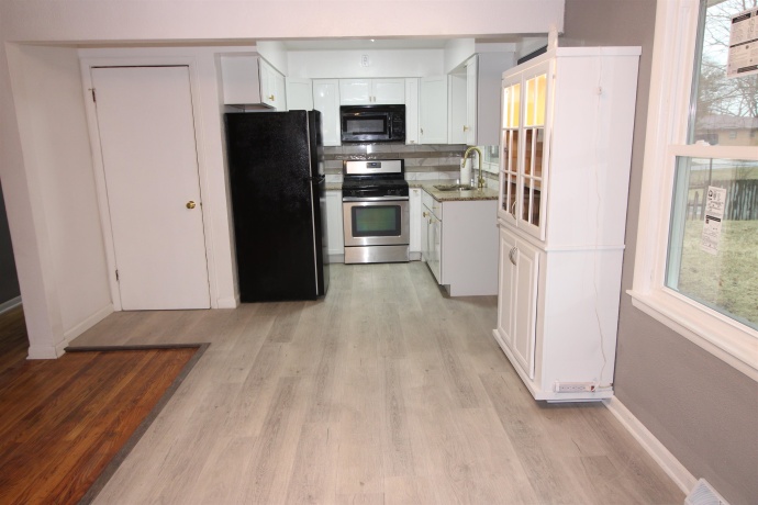 915 Hoban, ROCKFORD, Illinois 61101, 3 Bedrooms Bedrooms, ,1 BathroomBathrooms,House,For Sale,Hoban,202601467