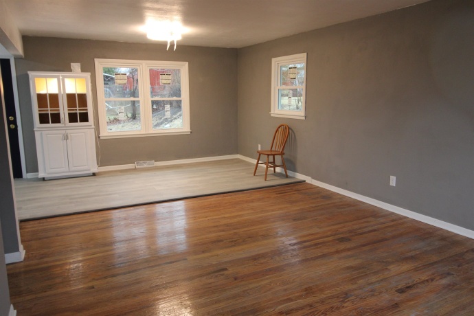 915 Hoban, ROCKFORD, Illinois 61101, 3 Bedrooms Bedrooms, ,1 BathroomBathrooms,House,For Sale,Hoban,202601467