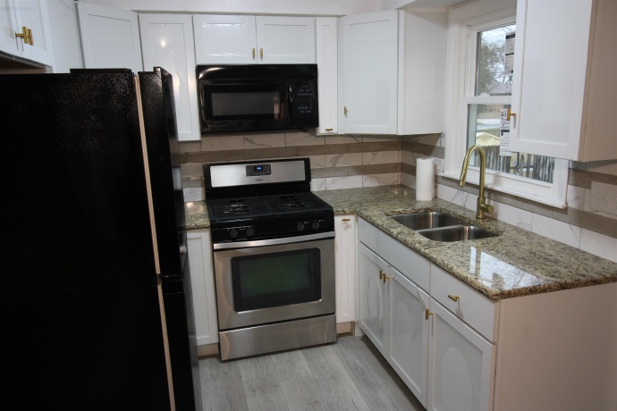 915 Hoban, ROCKFORD, Illinois 61101, 3 Bedrooms Bedrooms, ,1 BathroomBathrooms,House,For Sale,Hoban,202601467