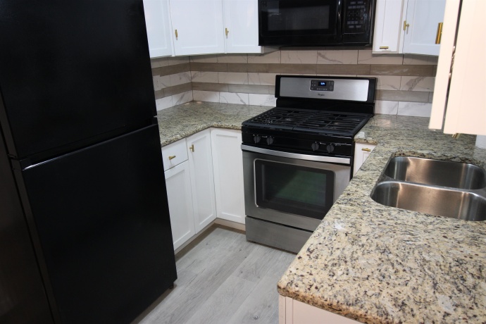 915 Hoban, ROCKFORD, Illinois 61101, 3 Bedrooms Bedrooms, ,1 BathroomBathrooms,House,For Sale,Hoban,202601467