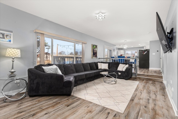 1101 Lindsay, JOLIET, Illinois 60431, 4 Bedrooms Bedrooms, ,3 BathroomsBathrooms,House,For Sale,Lindsay,202600664