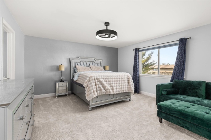 1101 Lindsay, JOLIET, Illinois 60431, 4 Bedrooms Bedrooms, ,3 BathroomsBathrooms,House,For Sale,Lindsay,202600664