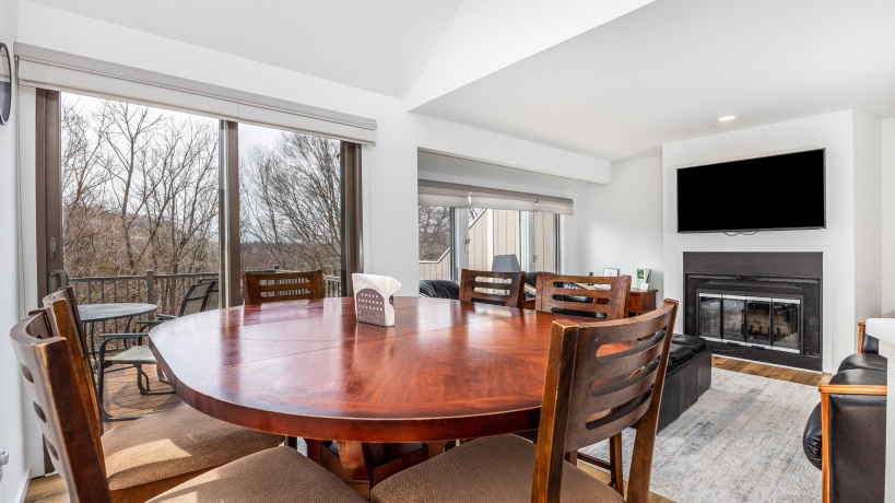 129 Plum Cove, GALENA, Illinois 61036, 3 Bedrooms Bedrooms, ,3 BathroomsBathrooms,Condominium,For Sale,Plum Cove,202601469