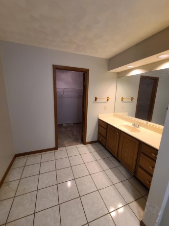 1406 SWEETCLOVER, ROCKFORD, Illinois 61107, 4 Bedrooms Bedrooms, ,3 BathroomsBathrooms,House,For Sale,SWEETCLOVER,202601471