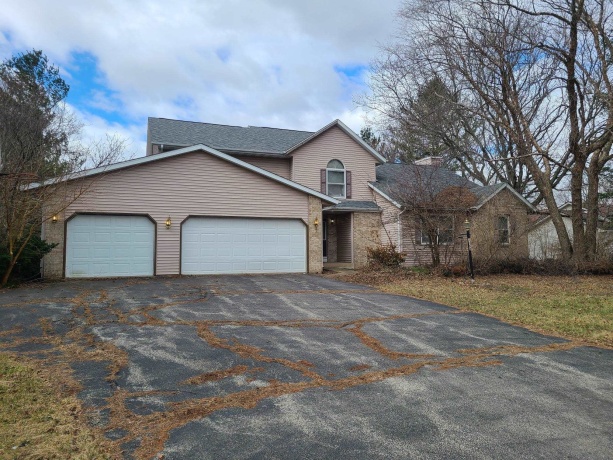 1406 SWEETCLOVER, ROCKFORD, Illinois 61107, 4 Bedrooms Bedrooms, ,3 BathroomsBathrooms,House,For Sale,SWEETCLOVER,202601471