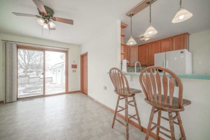 808 5th, OREGON, Illinois 61061, 3 Bedrooms Bedrooms, ,2 BathroomsBathrooms,House,For Sale,5th,202601475