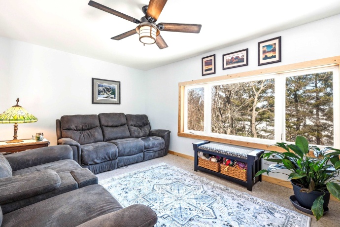 3A96 General Sherman, APPLE RIVER, Illinois 61001, 4 Bedrooms Bedrooms, ,3 BathroomsBathrooms,House,For Sale,General Sherman,202601476