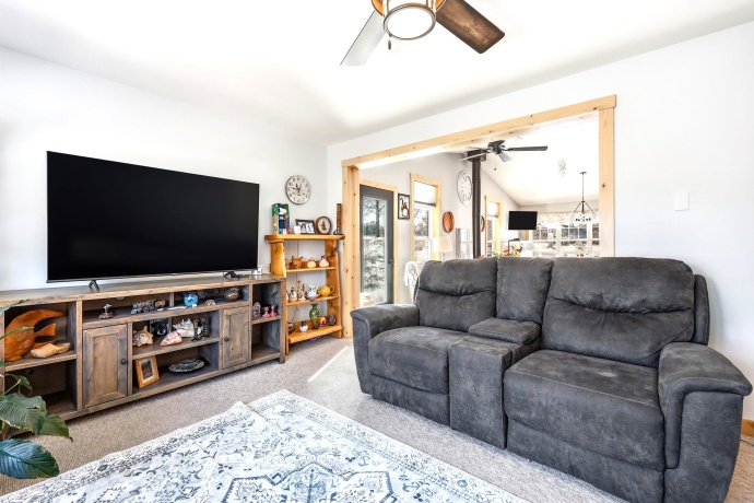 3A96 General Sherman, APPLE RIVER, Illinois 61001, 4 Bedrooms Bedrooms, ,3 BathroomsBathrooms,House,For Sale,General Sherman,202601476