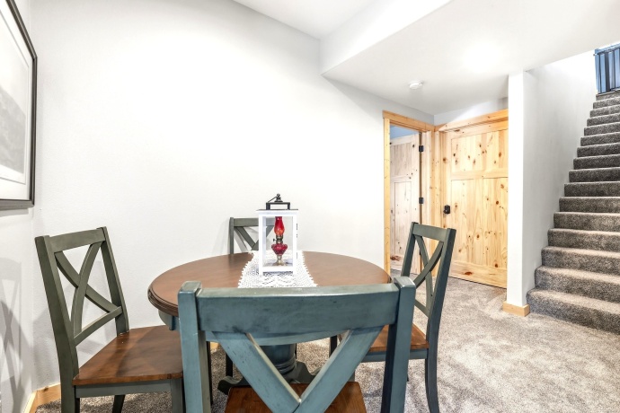 3A96 General Sherman, APPLE RIVER, Illinois 61001, 4 Bedrooms Bedrooms, ,3 BathroomsBathrooms,House,For Sale,General Sherman,202601476