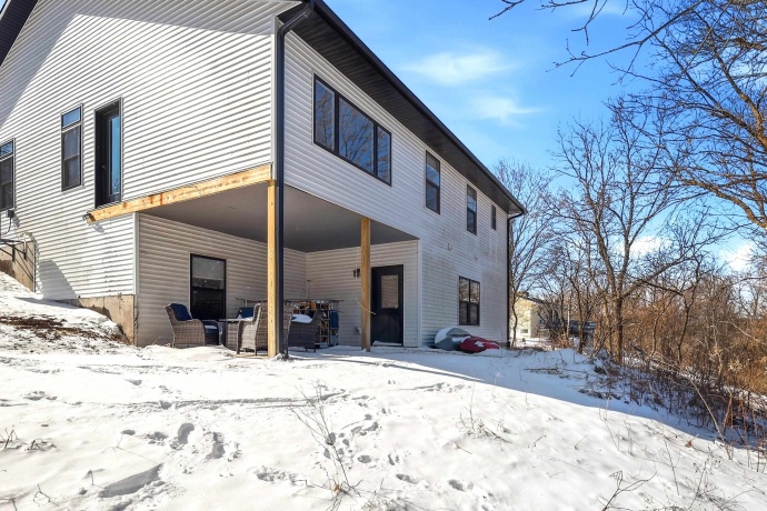 3A96 General Sherman, APPLE RIVER, Illinois 61001, 4 Bedrooms Bedrooms, ,3 BathroomsBathrooms,House,For Sale,General Sherman,202601476