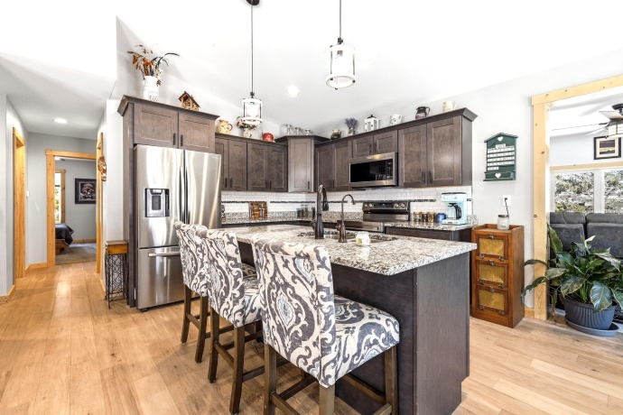 3A96 General Sherman, APPLE RIVER, Illinois 61001, 4 Bedrooms Bedrooms, ,3 BathroomsBathrooms,House,For Sale,General Sherman,202601476