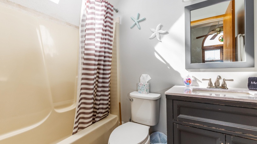 7 Colony, GALENA, Illinois 61036, 4 Bedrooms Bedrooms, ,3 BathroomsBathrooms,House,For Sale,Colony,202601479