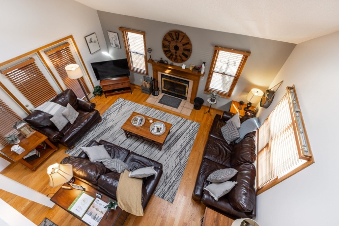 7 Colony, GALENA, Illinois 61036, 4 Bedrooms Bedrooms, ,3 BathroomsBathrooms,House,For Sale,Colony,202601479