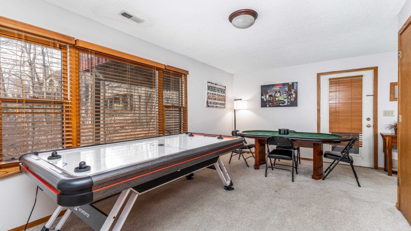 7 Colony, GALENA, Illinois 61036, 4 Bedrooms Bedrooms, ,3 BathroomsBathrooms,House,For Sale,Colony,202601479