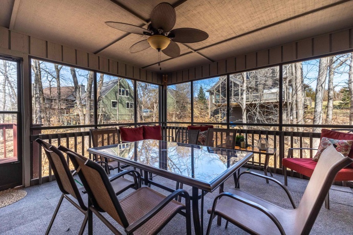 7 Colony, GALENA, Illinois 61036, 4 Bedrooms Bedrooms, ,3 BathroomsBathrooms,House,For Sale,Colony,202601479