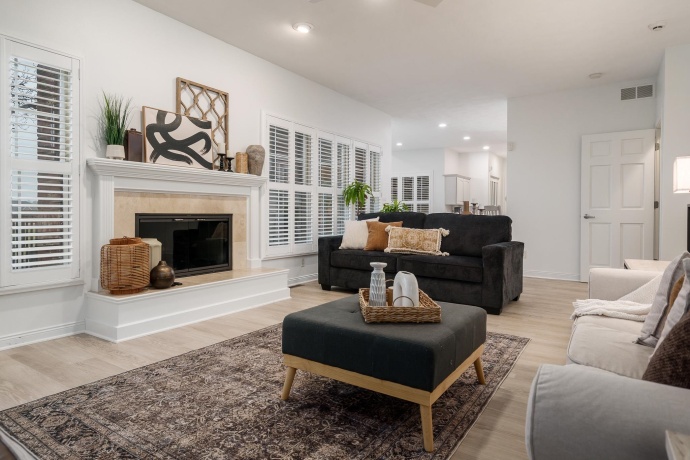 12295 Bellingham, CALEDONIA, Illinois 61011, 5 Bedrooms Bedrooms, ,4 BathroomsBathrooms,House,For Sale,Bellingham,202601480