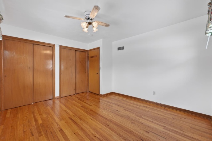 3507 Packard, ROCKFORD, Illinois 61101, 3 Bedrooms Bedrooms, ,2 BathroomsBathrooms,House,For Sale,Packard,202601481